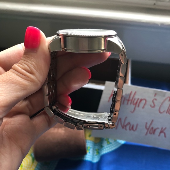 Michael Kors Women's Watch - Picture 4 of 6